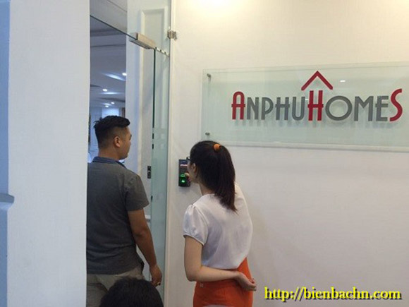 lap-dat-he-thong-may-cham-cong 02